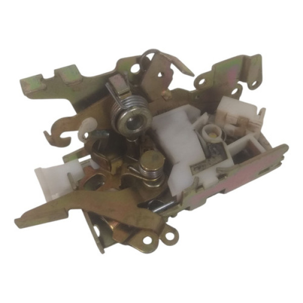 Fechadura Porta Dianteira Direita M. Benz Sprinter 2007 Dourado