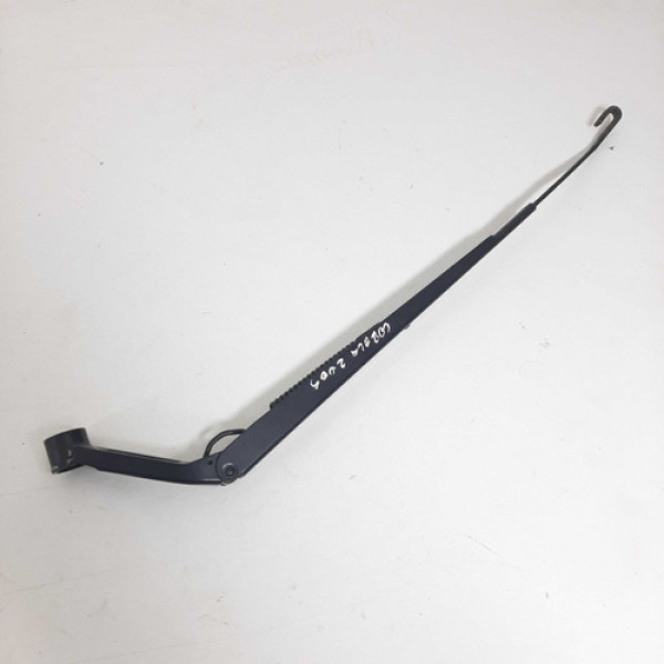 Braço Limpador Do Para-brisa L. Direito Toyota Corolla 2005 Direito