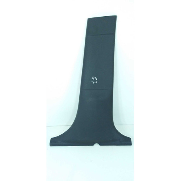 Acabamento Da Coluna Volkswagen Gol G7 Lado Direito Detalhe