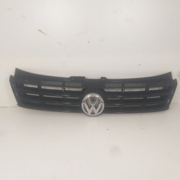 Grade Radiador Volkswagen Polo 2012  Com Friso E Emblema