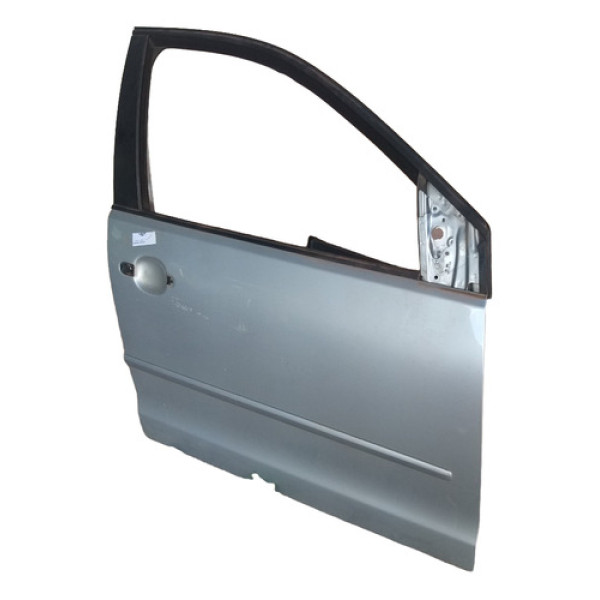 Porta Dianteira Direita Volkswagen Polo Sedan 2006 / 2012 Dianteira Direito Cinza