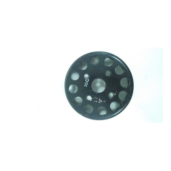 Polea Bomba De Agua Dodge Attitude 1.6  2012-2014 