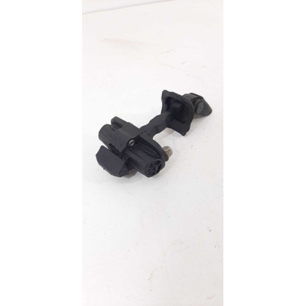 Limitador Da Porta Traseira Strada 2013