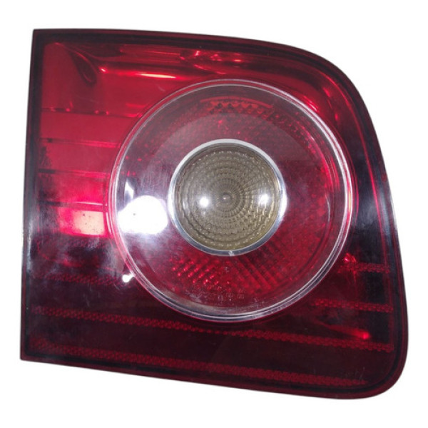 Lanterna Tampa Esquerda Vw Polo Sedan 2012 Esquerdo/motorista