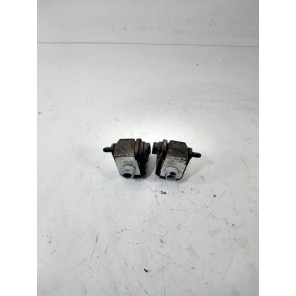 Dobradiça Traseira Direita Peugeot 206