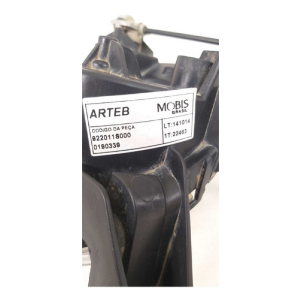 Farol De Milha Hyundai Hb20 2012 A 2015 Lado Esquerdo Prata