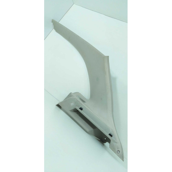 Acabamento Traseiro Lado Direito Celta Spirit Detalhe