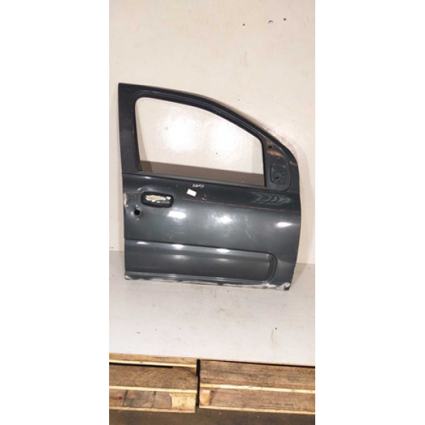 Porta Dianteira Direito Fiat Uno Vivace 2011 Detalhe  Dianteira Direito Cinza-escuro