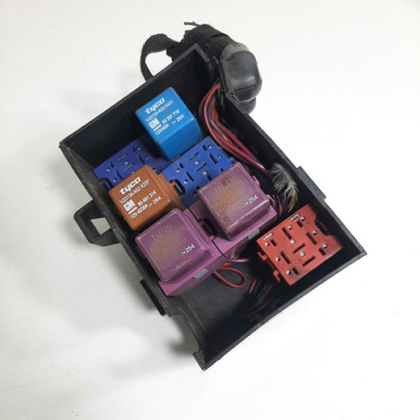 Caixa De Fusível Vectra Astra 2006/2011 90560119 Original