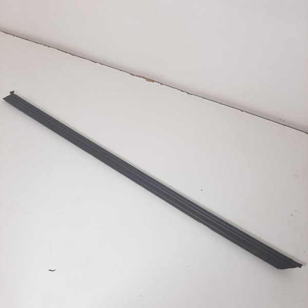 Canaleta Interna Vidro Traseiro Lado Esquerdo Vw Jetta 2012