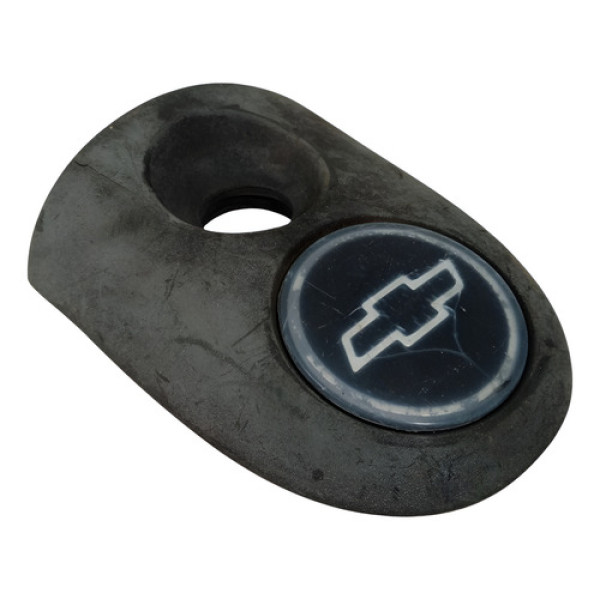 Moldura Tampa Traseiro Puxador Fechadura Chevrolet Corsa 94