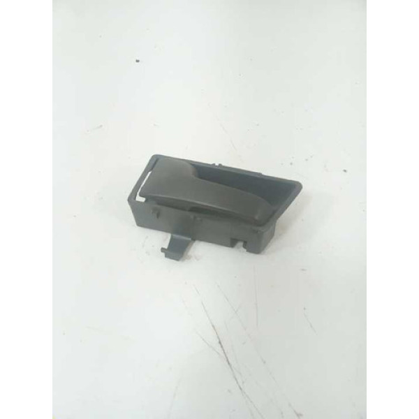 Maçaneta Interna Dianteira Esquerda Chevrolet Santana 2000