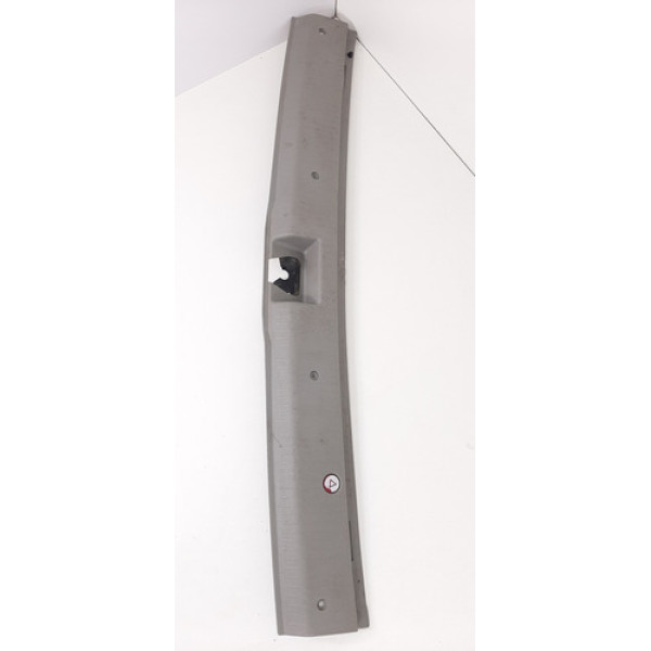 Moldura Porta Malas Chevrolet Zafira 09104435 2004