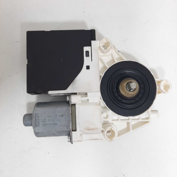 Motor Vidro Elétrico Dianteiro Esquerdo Vw Jetta 2012/2015