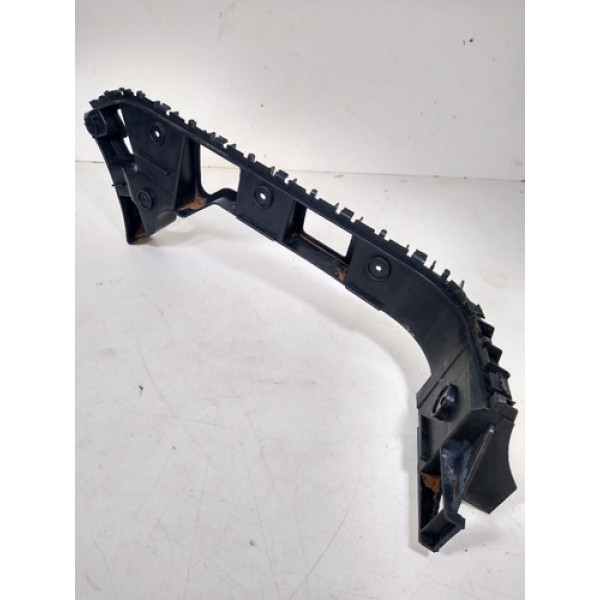 Guia Parachoque Traseiro Lado Direito Vw Polo Sedan 2012