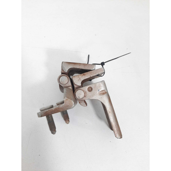 Par De Dobradiça Porta Traseira Direita Effa Start 2012 